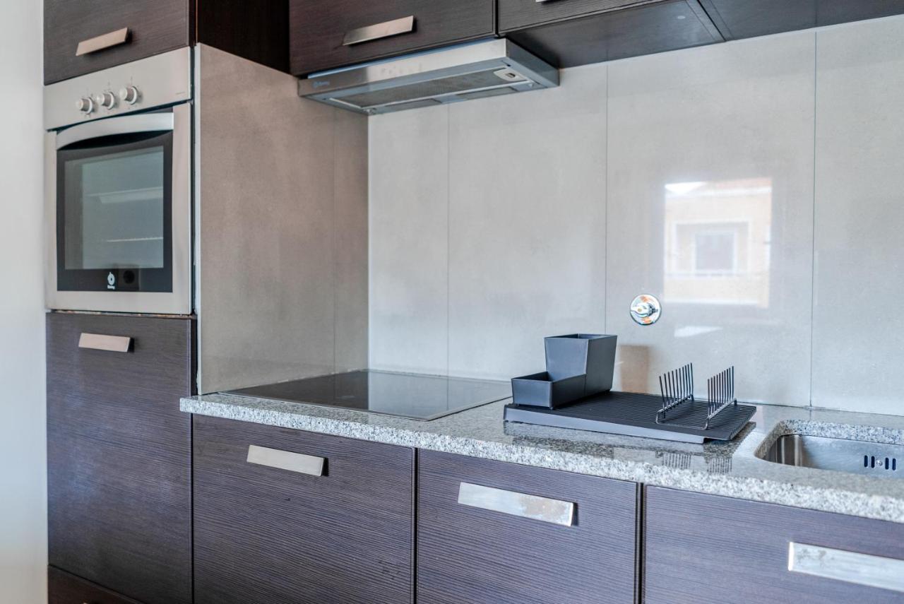 Apartment Bright In The Heart Of Lapa - 5min Walk To Metro! Porto